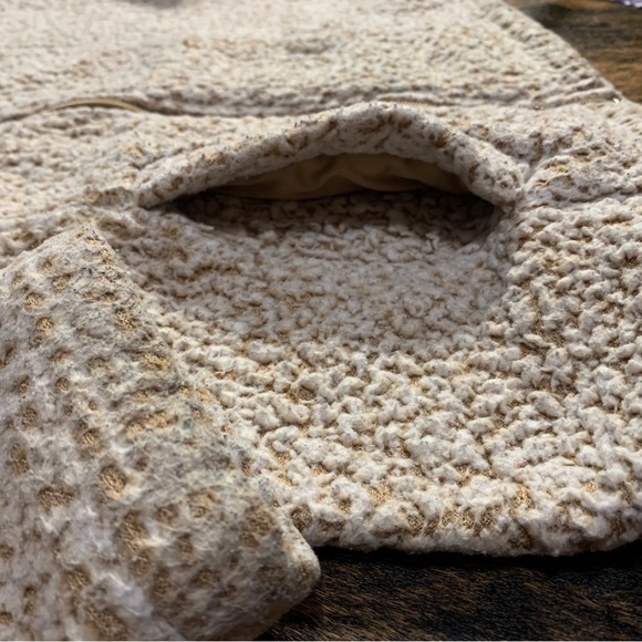 Jason Maxwell size Small brown and off white zip up hoodie with front pockets. - Picture 7 of 10